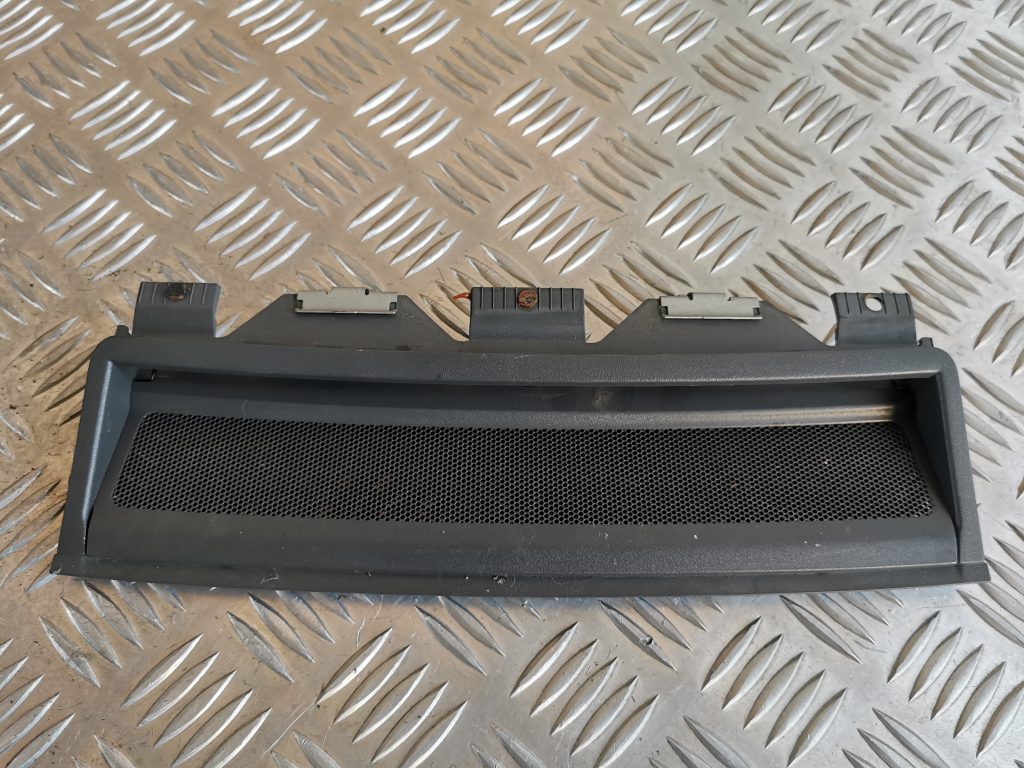 Stop signāls priekš AUDI A6 1998 3 Stop signāls priekš AUDI A6 1998