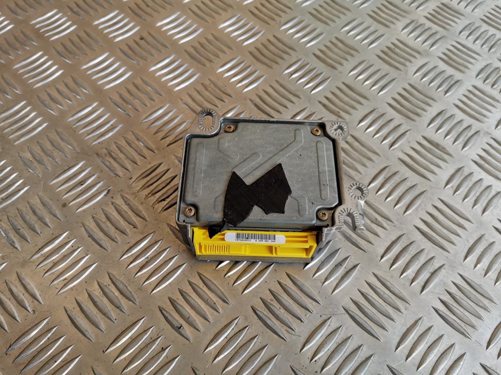 Drošības spilvena vadības bloks priekš AUDI A6 1998