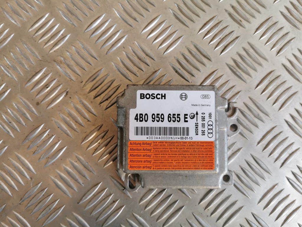 Drošības spilvena vadības bloks priekš AUDI A6 1998