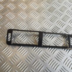 Mērinstrumentu paneļa dekoratīvais rāmis priekš AUDI A6 1998