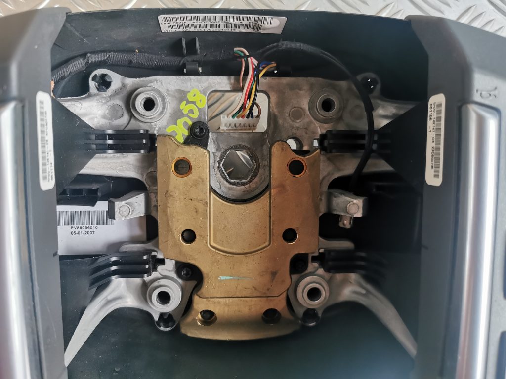 Stūre priekš LAND ROVER FREELANDER 2007