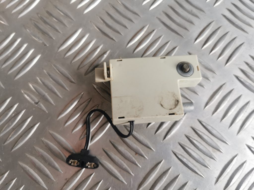 Antenas pastiprinātāja bloks priekš LAND ROVER FREELANDER 2007