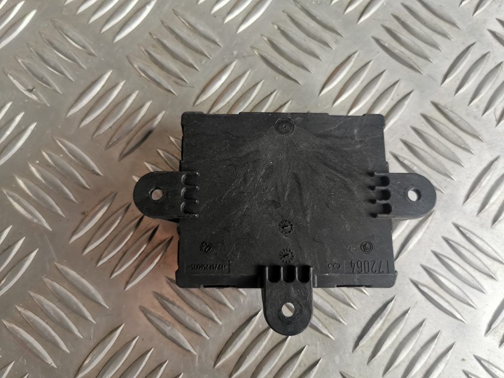 Durvju vadības bloks priekš LAND ROVER FREELANDER 2007