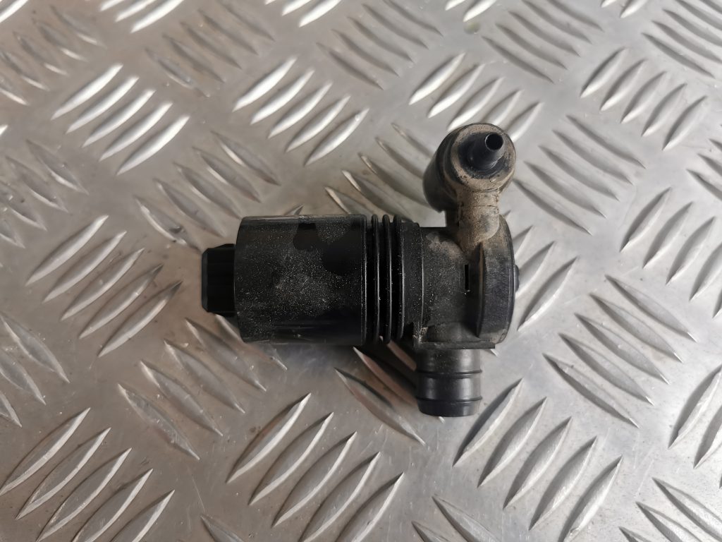 Mazgātāja šķidruma sūknis priekš LAND ROVER FREELANDER 2007