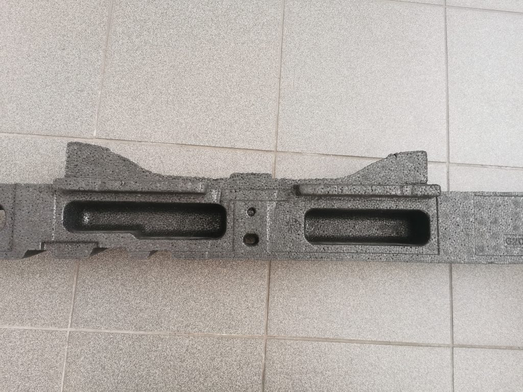 Bufera putuplasts priekš Nissan Qashqai 2006-2010 62090BR00A 5 Bufera putuplasts priekš Nissan Qashqai 2006-2010 62090BR00A