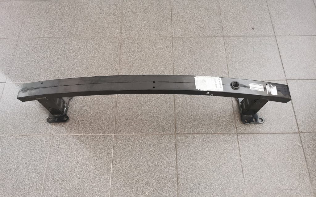 Priekšējā bufera pastiprinātājs priekš Nissan Qashqai 2008-2014 62030BR01A