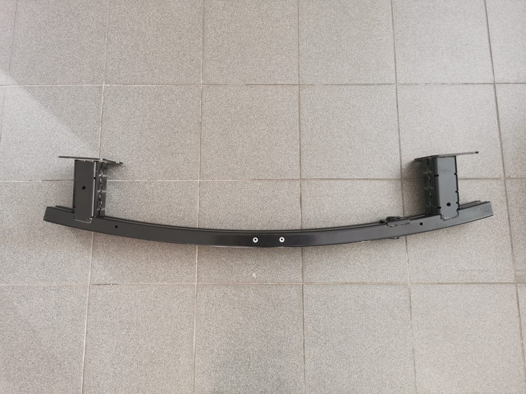 Priekšējā bufera pastiprinātājs priekš Nissan Qashqai 2008-2014 62030BR01A