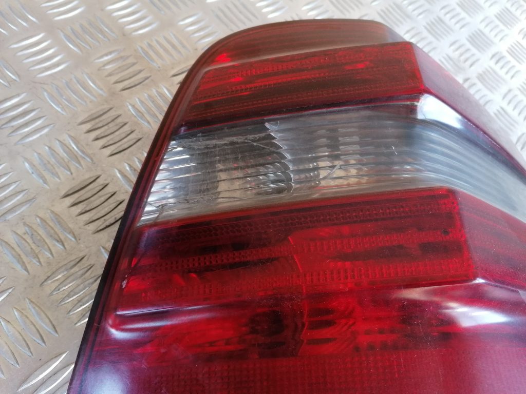 Aizmugurējais labais lukturis priekš MERCEDES BENZ ML320 2005 BLACK