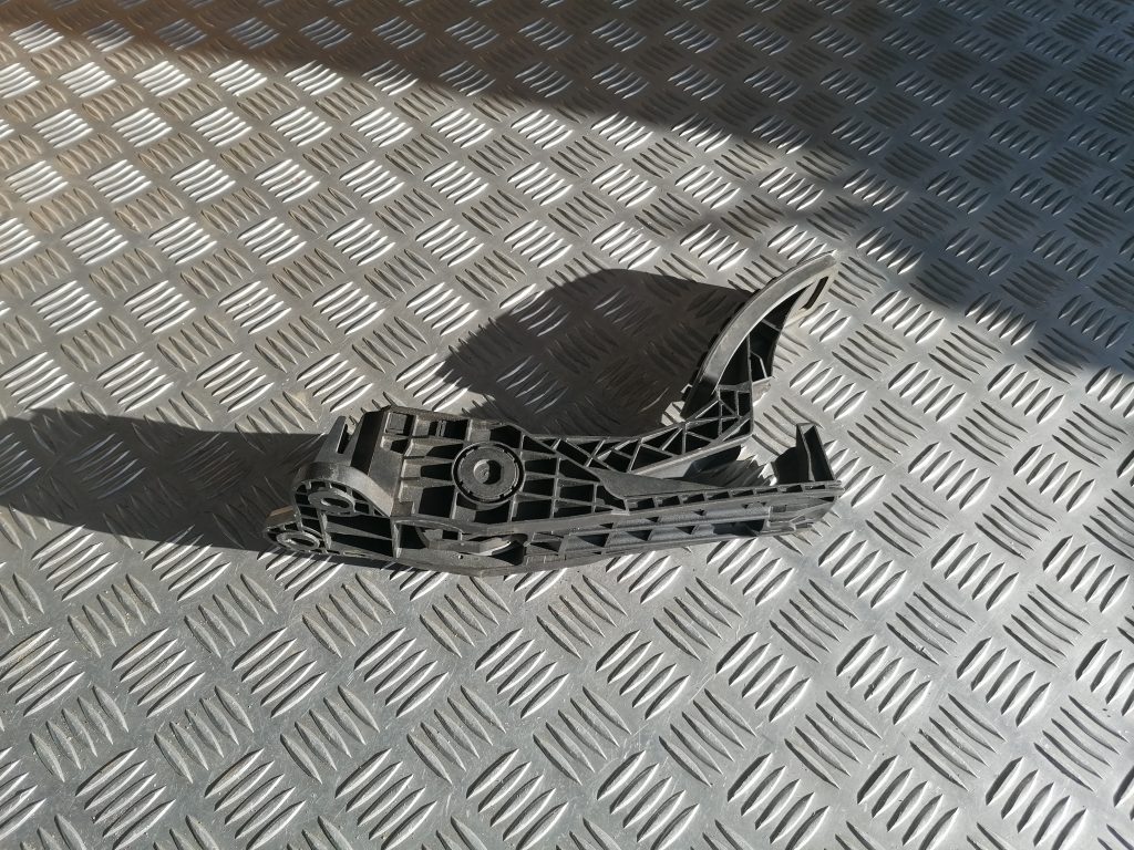 Gāzes pedālis priekš MERCEDES BENZ ML320 2005 BLACK