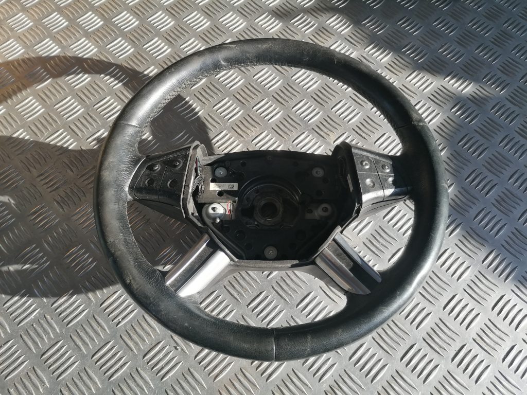 Stūre priekš MERCEDES BENZ ML320 2005 BLACK 1 Stūre priekš MERCEDES BENZ ML320 2005 BLACK