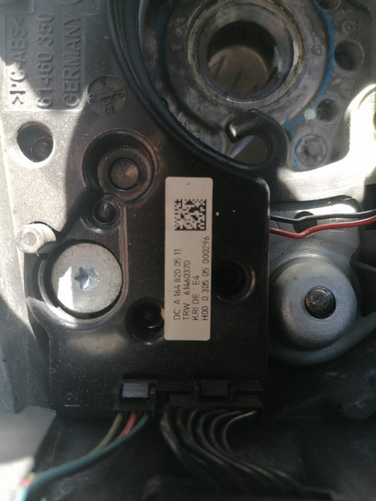 Stūre priekš MERCEDES BENZ ML320 2005 BLACK 9 Stūre priekš MERCEDES BENZ ML320 2005 BLACK