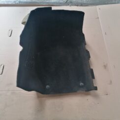 Bagāžnieka nodalījuma sānu apdare priekš MERCEDES BENZ ML320 2005 BLACK