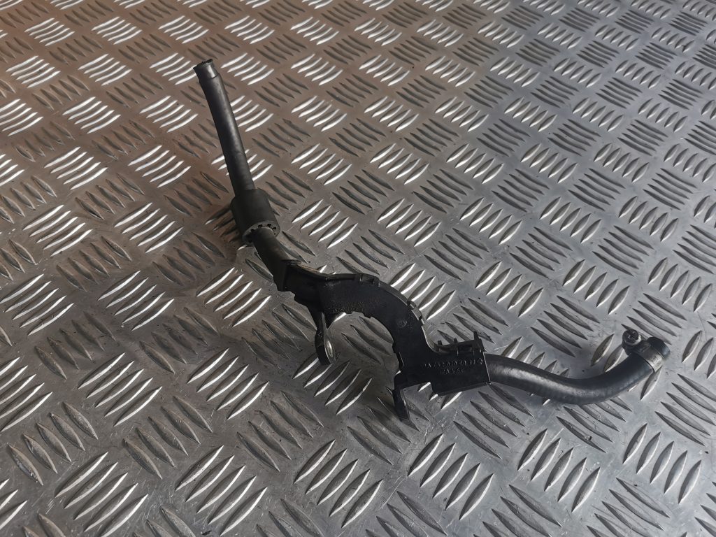 Degvielas caurule priekš MERCEDES BENZ ML320 2005 BLACK 3 Degvielas caurule priekš MERCEDES BENZ ML320 2005 BLACK