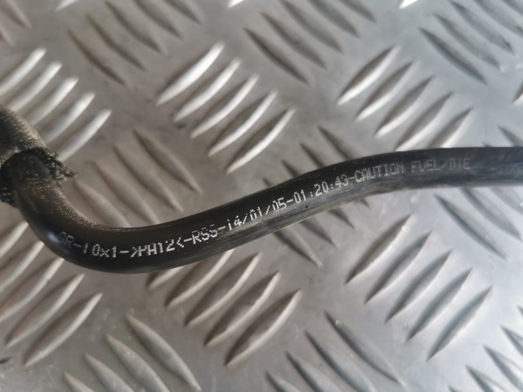 Vakuum sūkņa caurule priekš MERCEDES BENZ ML320 2005 BLACK