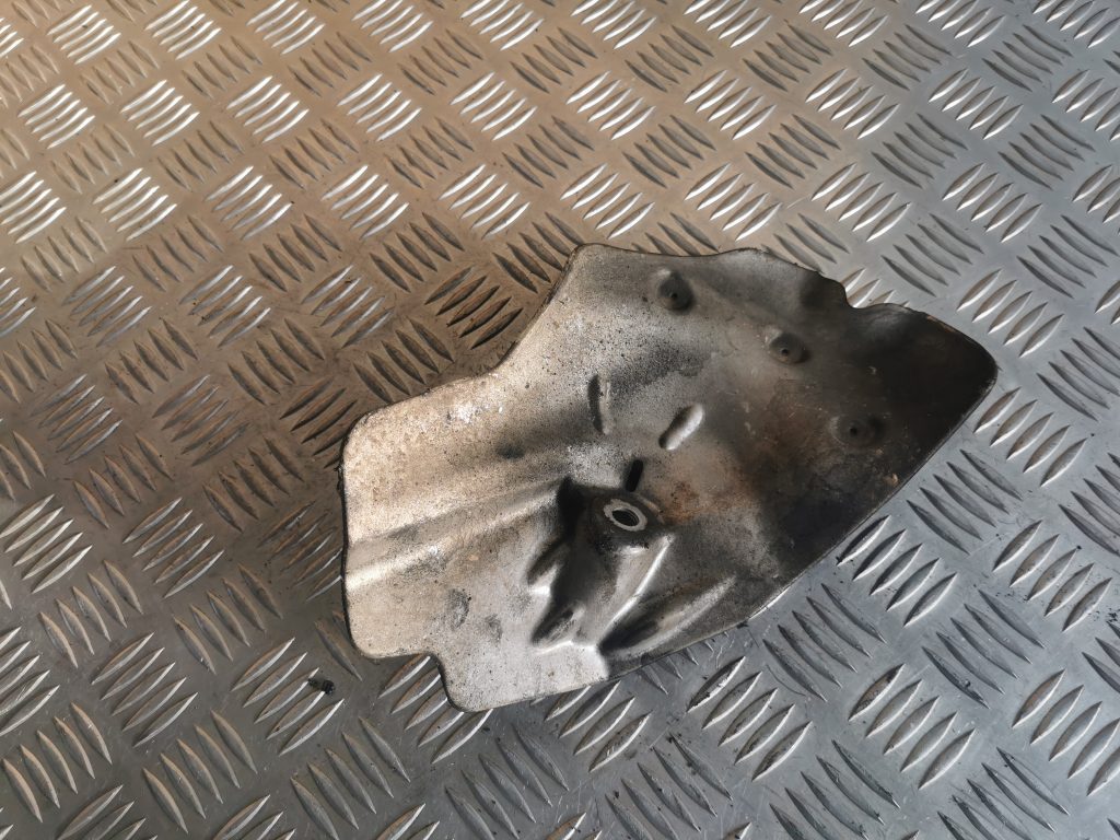 Karstuma aizsargs (mazs) priekš MERCEDES BENZ ML320 2005 BLACK