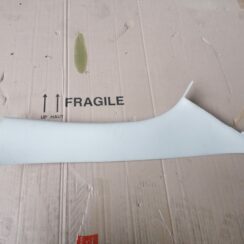 Priekšējas salona statnes apdare priekš DODGE JOURNEY 2008