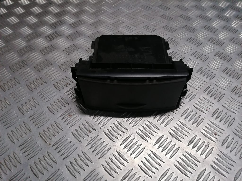 Pelnu trauks priekš SUBARU LEGACY 2011 1 Pelnu trauks priekš SUBARU LEGACY 2011