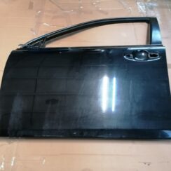 Priekšējās kreisās durvis priekš SUBARU LEGACY 2011