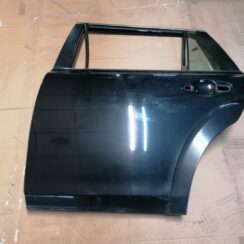 Aizmugurējās kreisās durvis priekš SUBARU LEGACY 2011