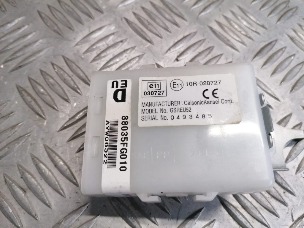 Centrālas atslēgas vadības bloks priekš SUBARU LEGACY 2011 4 Centrālas atslēgas vadības bloks priekš SUBARU LEGACY 2011