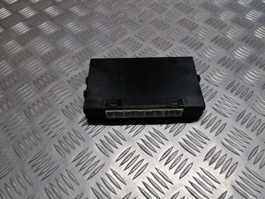 Komforta vadības bloks priekš SUBARU LEGACY 2011 1 Komforta vadības bloks priekš SUBARU LEGACY 2011