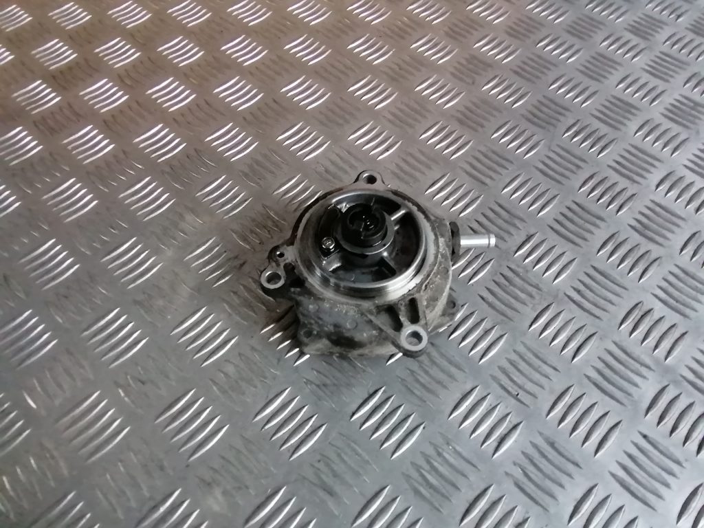 Vakuuma sūknis priekš SUBARU LEGACY 2011 1 Vakuuma sūknis priekš SUBARU LEGACY 2011