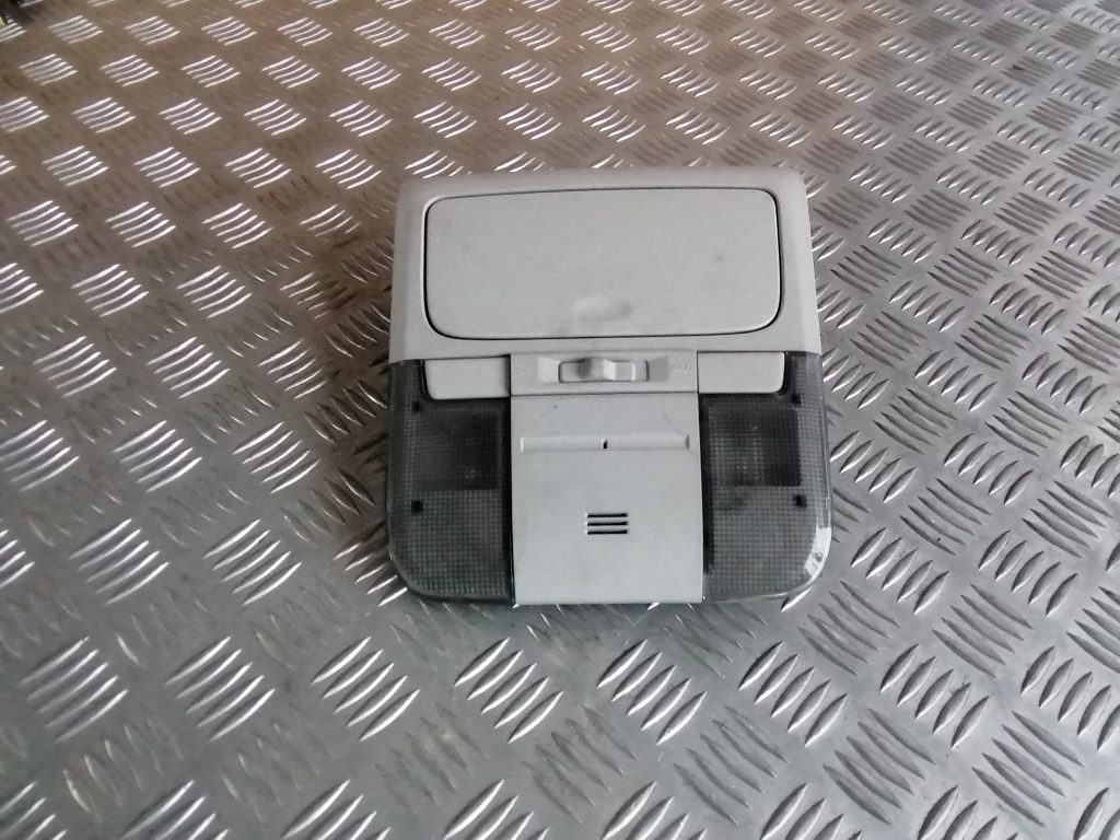 Salona apgaismojuma panelis priekš SUBARU LEGACY 2011 1 Salona apgaismojuma panelis priekš SUBARU LEGACY 2011