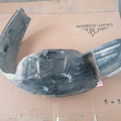 Priekšējais labais paspārns priekš SUBARU LEGACY 2011