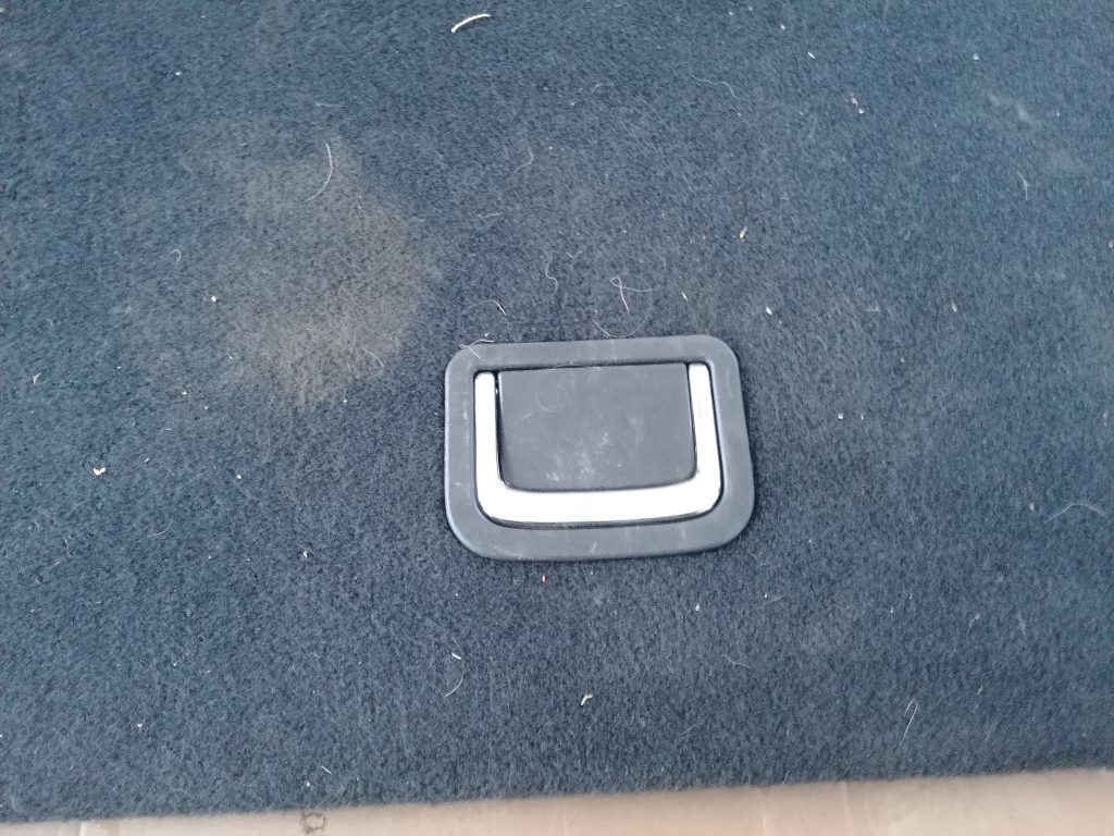 Bagāžnieka grīda priekš SUBARU LEGACY 2011 2 Bagāžnieka grīda priekš SUBARU LEGACY 2011