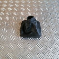 Pārnesumu pārslēgšanas kloķa auduma pārvalks priekš SUBARU LEGACY 2011