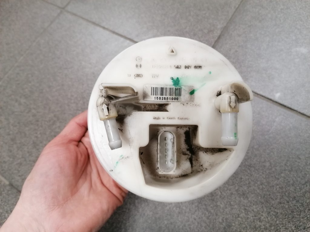 Degvielas tvertnes sūkņa līmeņa devējs priekš MERCEDES BENZ CLS 320 2005