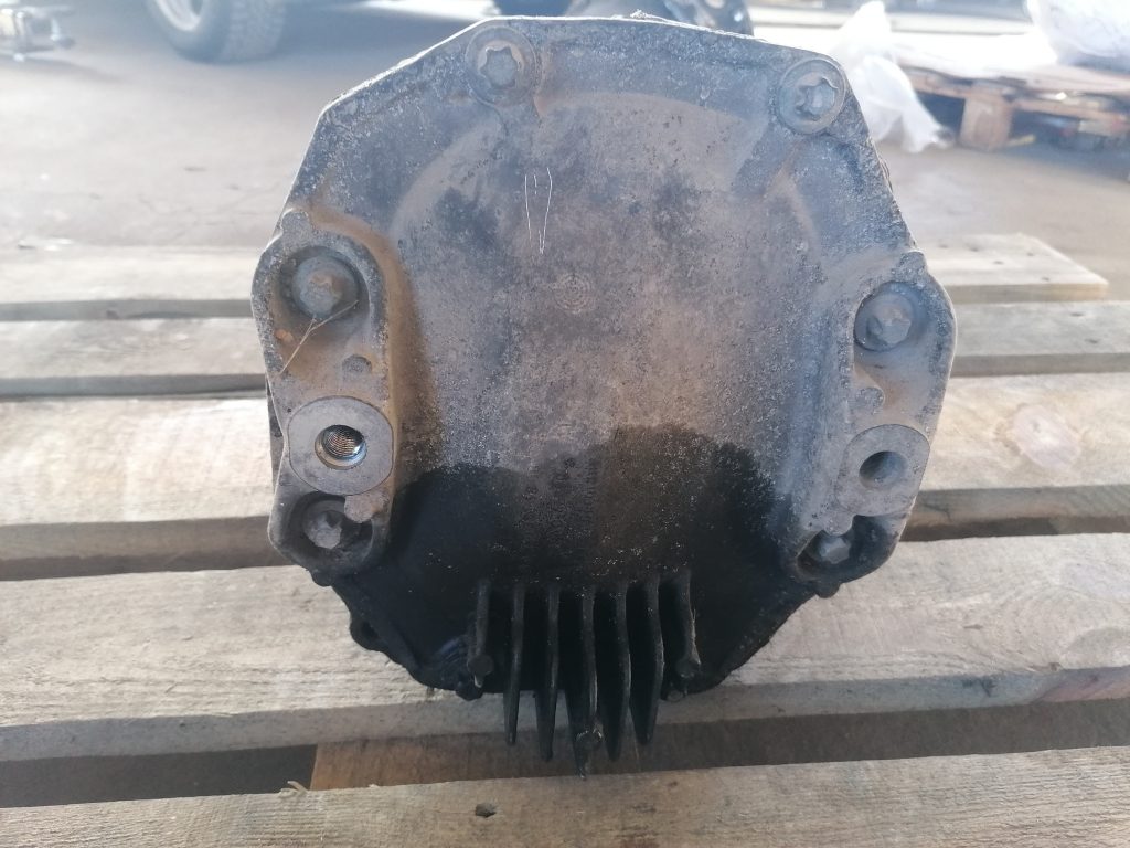 Aizmugurējais reduktors priekš MERCEDES BENZ CLS 320 2005 4 Aizmugurējais reduktors priekš MERCEDES BENZ CLS 320 2005