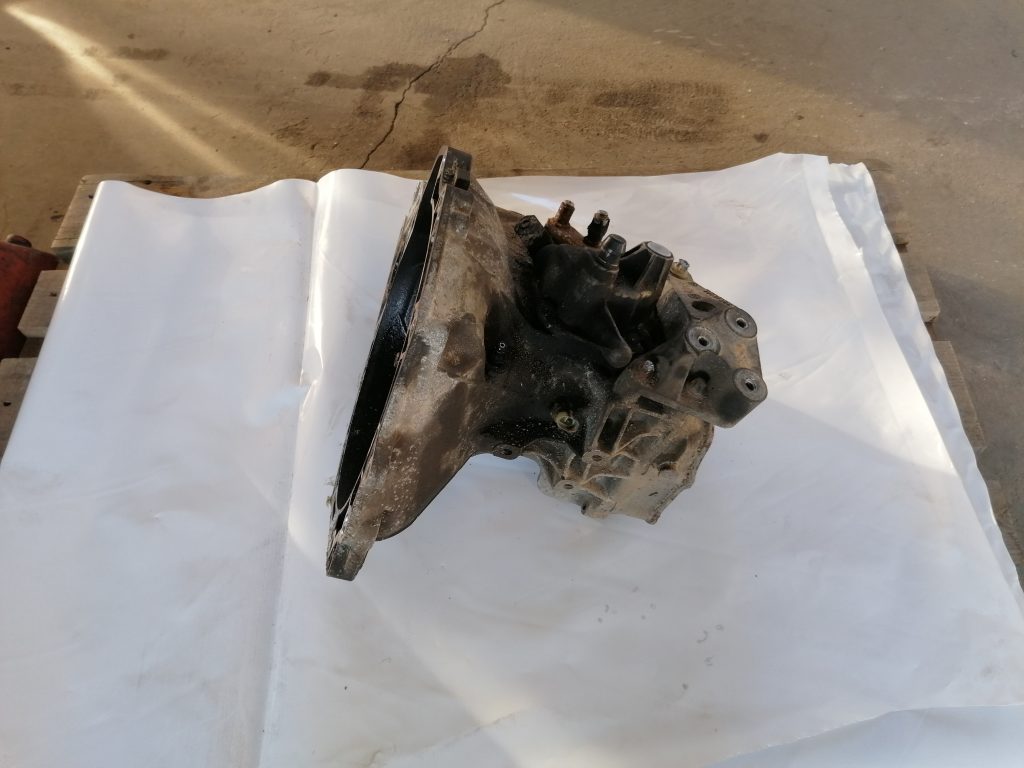 Mehāniska pārnesumkārba priekš OPEL ZAFIRA 2004 2 Mehāniska pārnesumkārba priekš OPEL ZAFIRA 2004