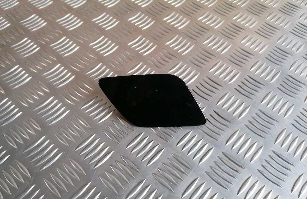 Lukturu mazgātāja sprauslas vāks priekš AUDI A6 AVANT 2007 QUATTRO 1 Lukturu mazgātāja sprauslas vāks priekš AUDI A6 AVANT 2007 QUATTRO