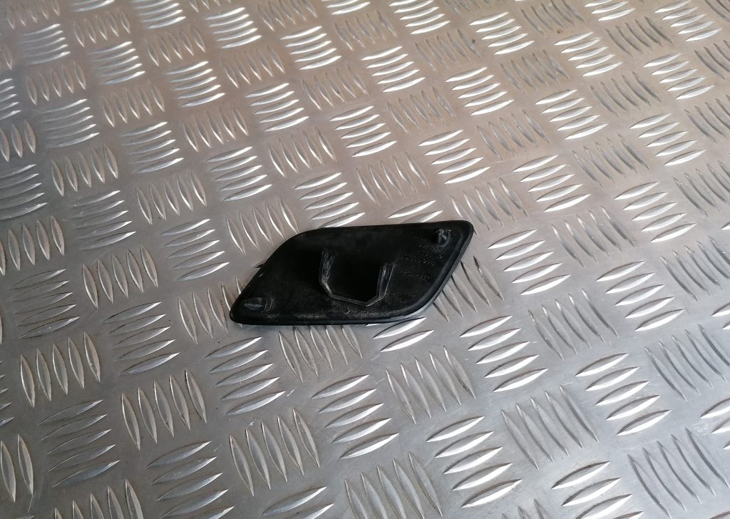 Lukturu mazgātāja sprauslas vāks priekš Audi Q7 4L0955276