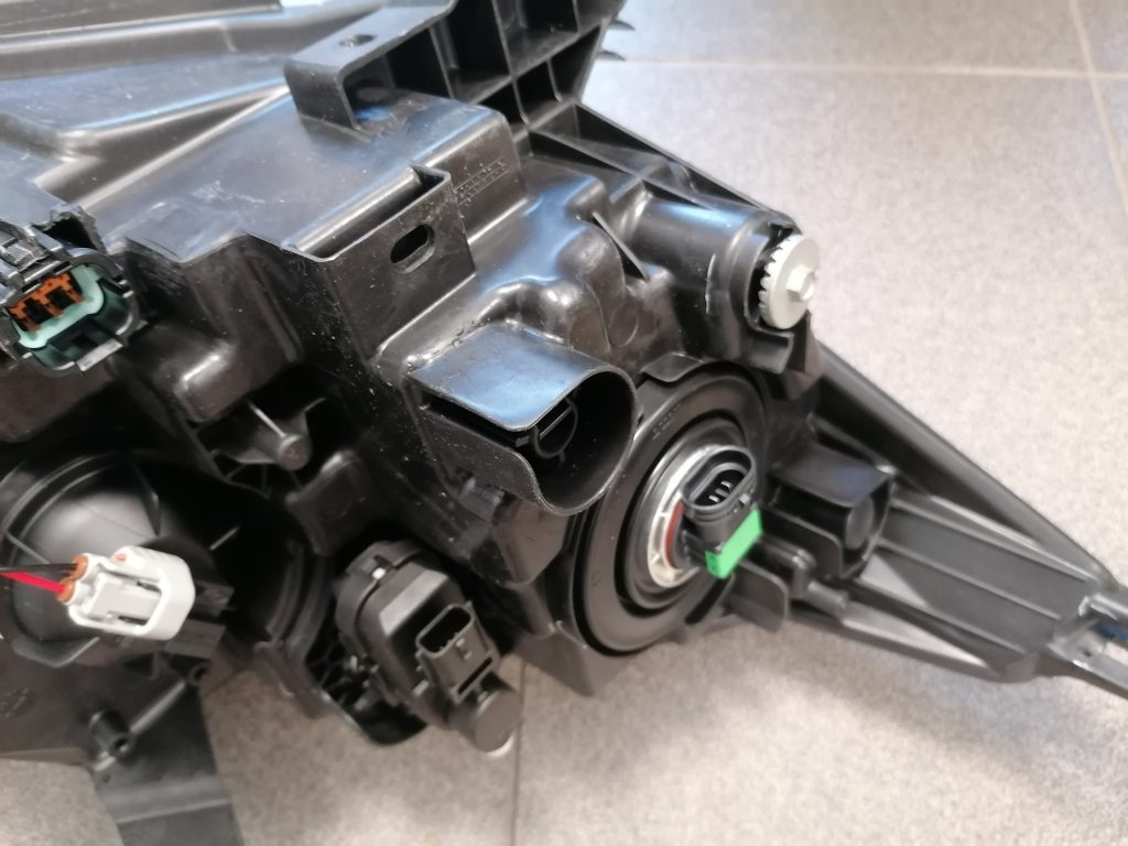 Priekšējais kreisais lukturis priekš Nissan Qashqai 2014-2016 260604EH2A 7 Priekšējais kreisais lukturis priekš Nissan Qashqai 2014-2016 260604EH2A