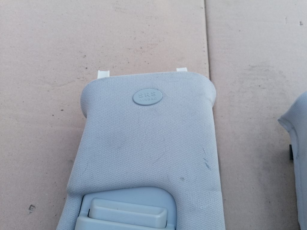 Vidējas salona statnes apdare priekš MERCEDES BENZ CLS 320 2005 4 Vidējas salona statnes apdare priekš MERCEDES BENZ CLS 320 2005