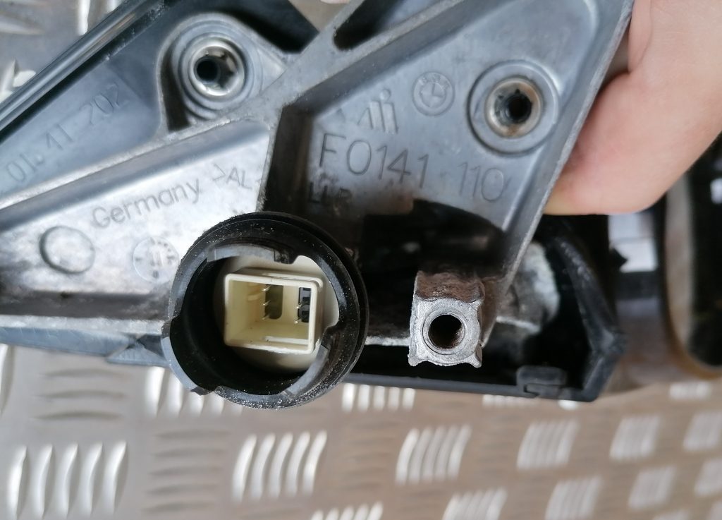 Ārējais spogulis, pa labi priekš BMW 1 E87 2009 WHITE