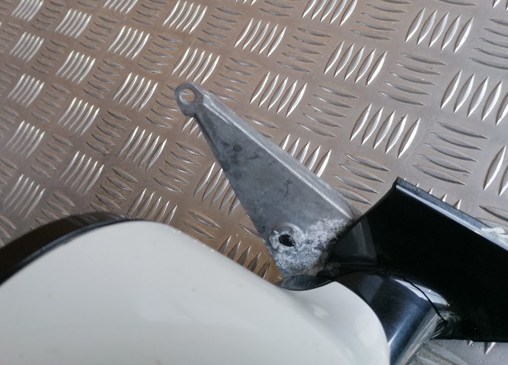 Ārējais spogulis, pa labi priekš BMW 1 E87 2009 WHITE