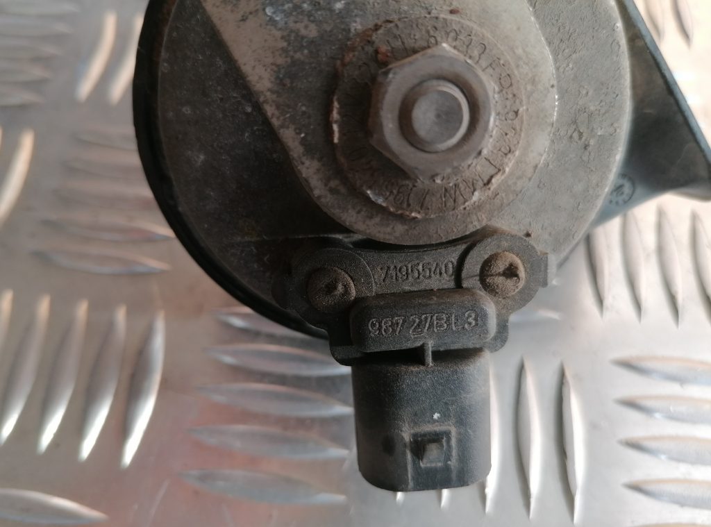 Skaņas signāls priekš BMW 1 E87 2009 WHITE