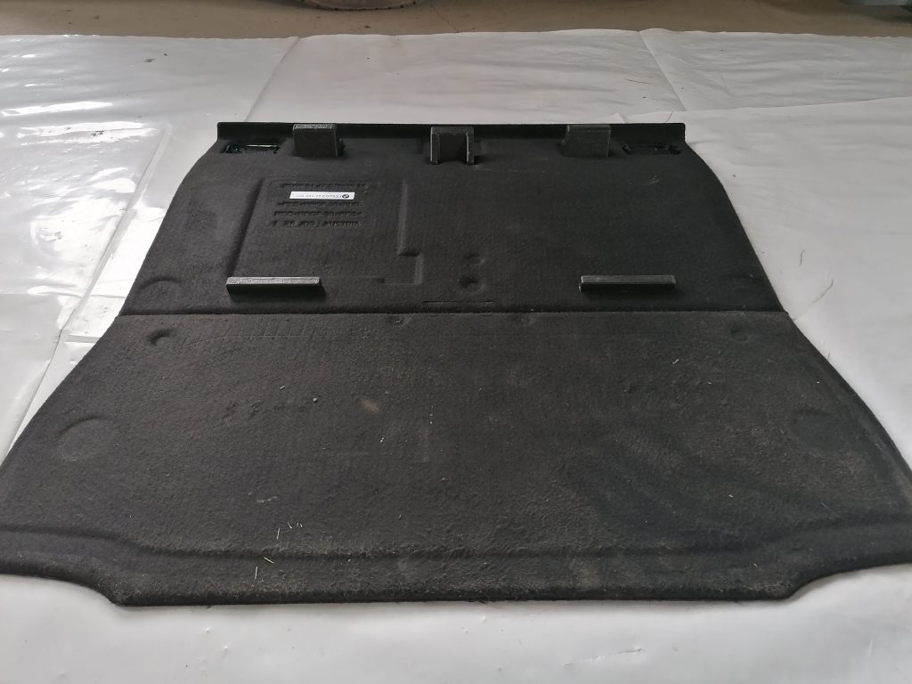 Bagāžnieka grīda priekš BMW 1 E87 2009 WHITE 2 Bagāžnieka grīda priekš BMW 1 E87 2009 WHITE