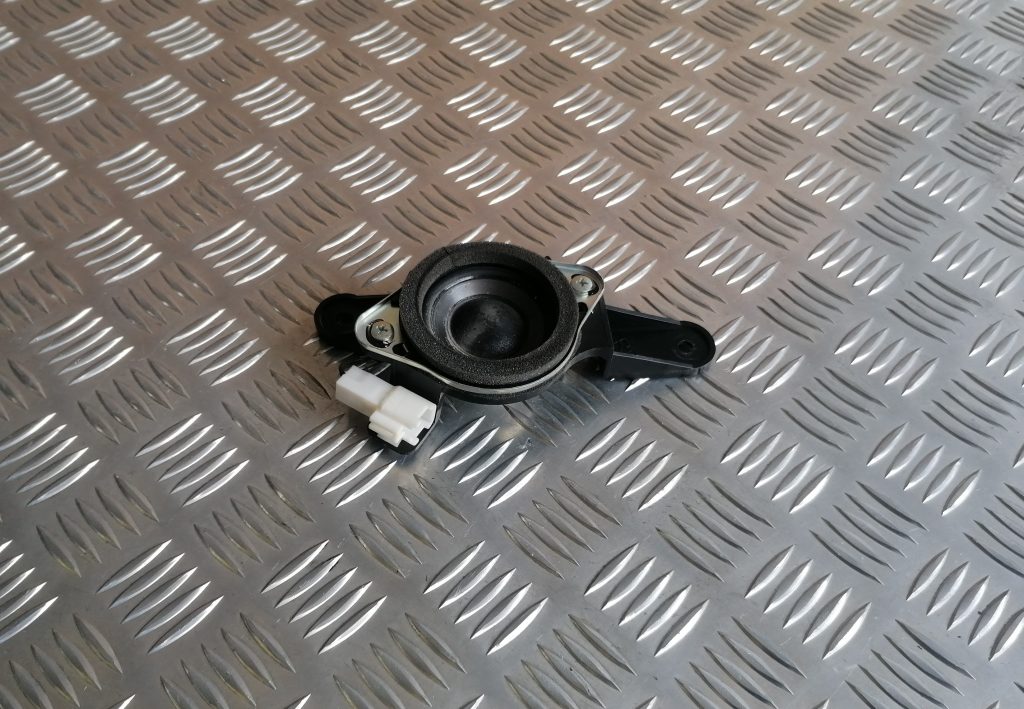 Durvju skaļrunis, augšā priekš LEXUS IS250 2007 1 Durvju skaļrunis, augšā priekš LEXUS IS250 2007