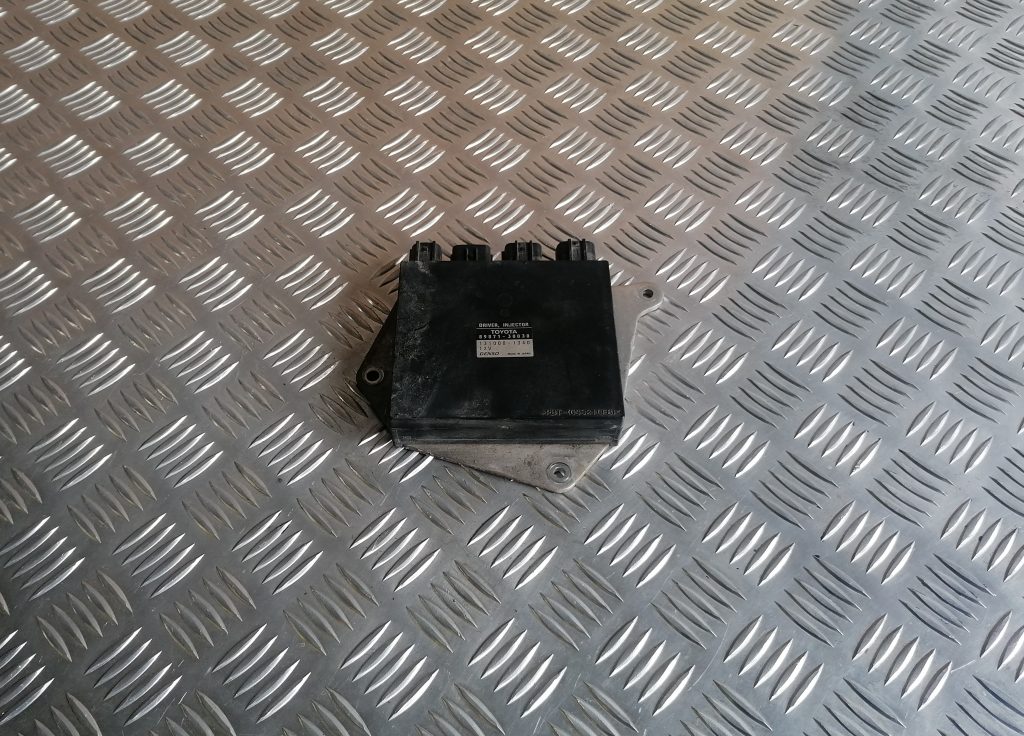 Degvielas smidzinātāju vadības bloks priekš LEXUS IS250 2007