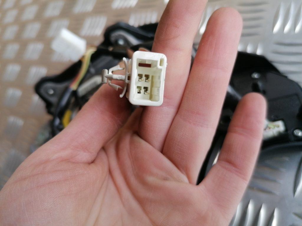 Stūres drošības spilvens priekš LEXUS IS250 2007 7 Stūres drošības spilvens priekš LEXUS IS250 2007