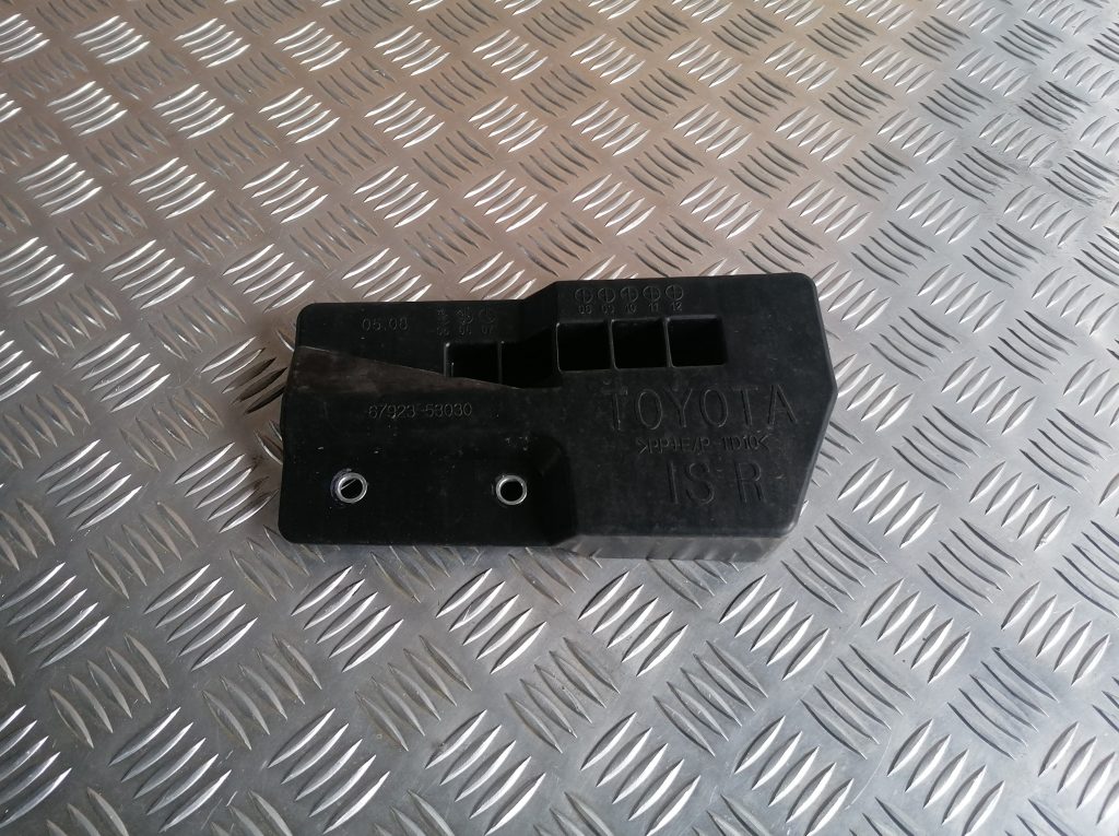 Durvju iekšēja plastmasa priekš LEXUS IS250 2007 2 Durvju iekšēja plastmasa priekš LEXUS IS250 2007