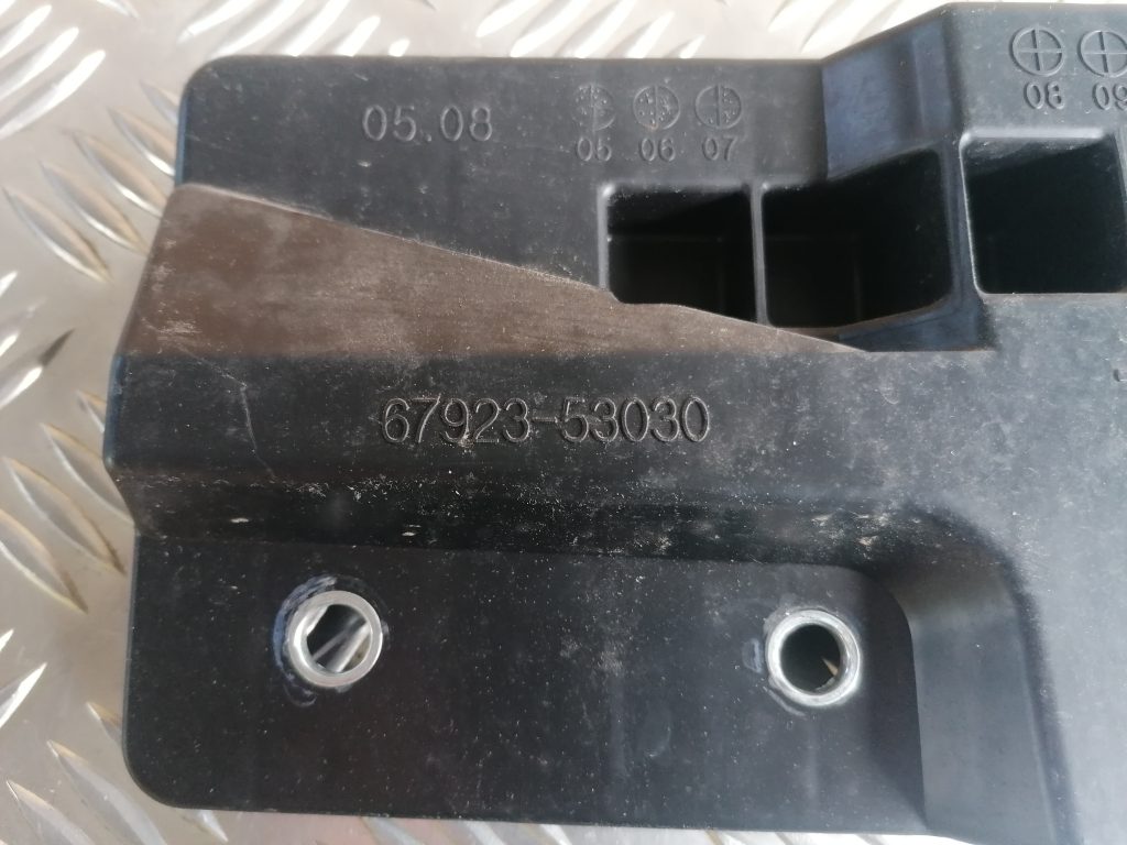 Durvju iekšēja plastmasa priekš LEXUS IS250 2007 4 Durvju iekšēja plastmasa priekš LEXUS IS250 2007