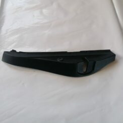 Priekšējo labo durvju apdare priekš LEXUS IS250 2007