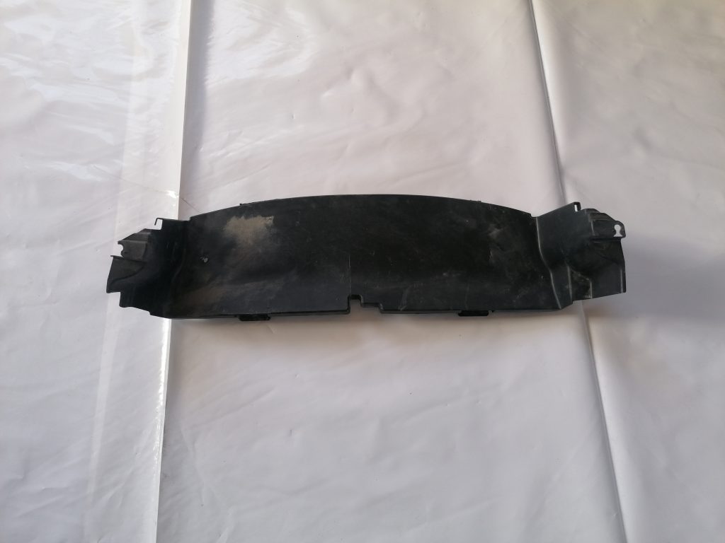 Priekšēja bufera aizsargs priekš LEXUS IS250 2007 1 Priekšēja bufera aizsargs priekš LEXUS IS250 2007