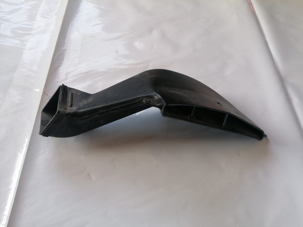 Salona gaisa vads priekš LEXUS IS250 2007