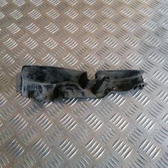 Radiatoru augšēja uzlika priekš LEXUS IS250 2007